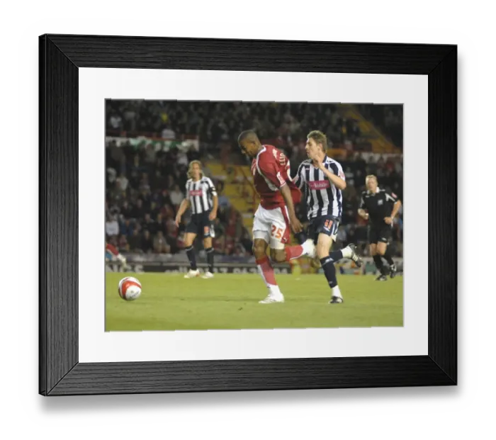 Framed Print : Marvin Elliott: Thrilling Moment at Bristol City vs West Brom