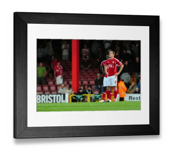 Framed Print : Bristol City's Neil Kilkenny Disappointed After Conceding Goal vs. Peterborough United (15 / 10 / 2011, Championship) Framed Print : Bristol City's Neil Kilkenny Disappointed After Conceding Goal vs. Peterborough United (15 / 10 / 2011, Championship)
