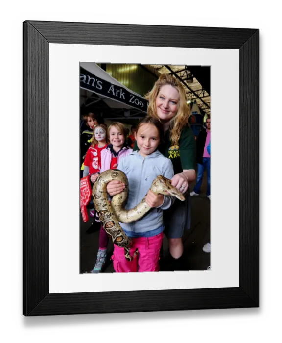 Framed Print : Bristol City vs. Peterborough United: A Football Rivalry - Season 11-12 Framed Print : Bristol City vs. Peterborough United: A Football Rivalry - Season 11-12