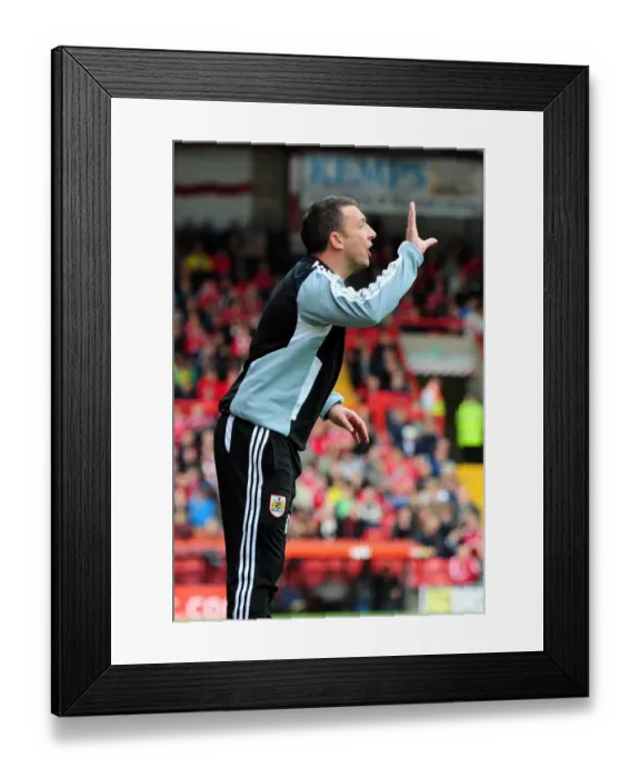 Framed Print : Derek McInnes Leads Bristol City in Championship Match against Birmingham City at Ashton Gate Stadium (October 23, 2011) Framed Print : Derek McInnes Leads Bristol City in Championship Match against Birmingham City at Ashton Gate Stadium (October 23, 2011)