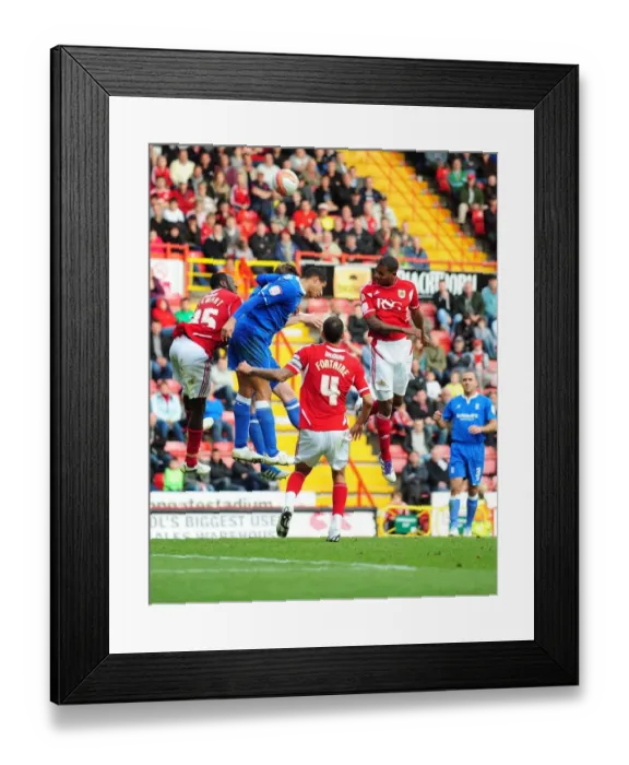 Framed Print : Marvin Elliott's Championship-Winning Header for Bristol City Against Birmingham City (10-23-2011)