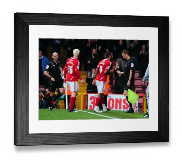 Framed Print : Bristol City's Liam Fontaine Contests Last-Minute Goal in Championship Clash vs. Birmingham City (23 / 10 / 2011)