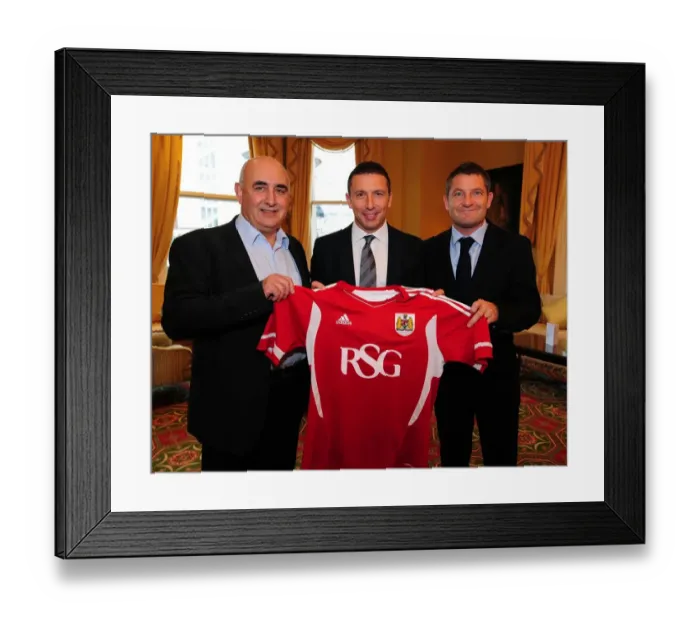 Framed Print : New Beginnings at Ashton Gate: McInnes, Sexstone, and Docherty - Bristol City's Championship Team Unveils New Management Framed Print : New Beginnings at Ashton Gate: McInnes, Sexstone, and Docherty - Bristol City's Championship Team Unveils New Management