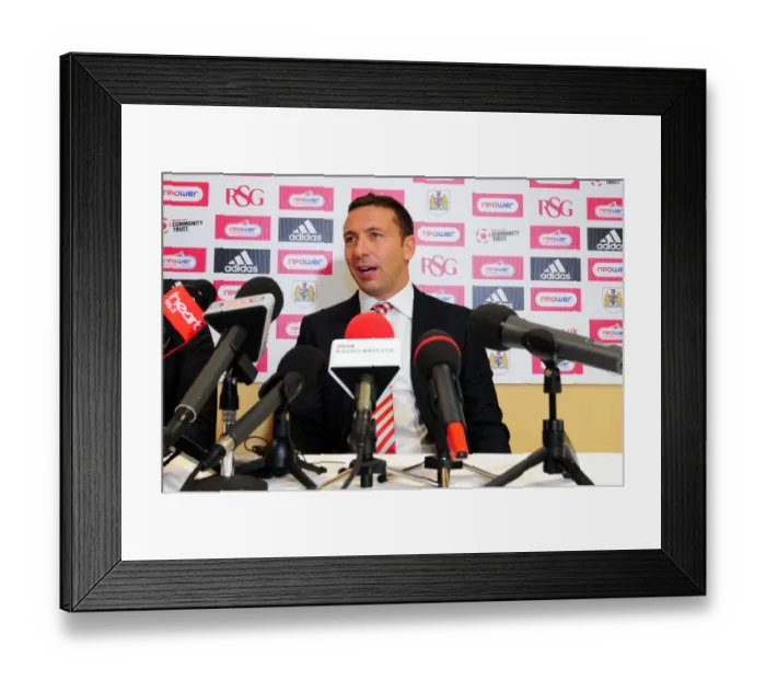 Framed Print : Derek McInnes First Press Conference as New Bristol City Manager (201011, Championship) Framed Print : Derek McInnes First Press Conference as New Bristol City Manager (201011, Championship)