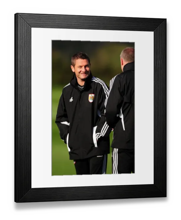 Framed Print : New Assistant Manager Tony Docherty Begins Training with Bristol City Football Club at Ashton Gate Stadium (Derek McInnes)