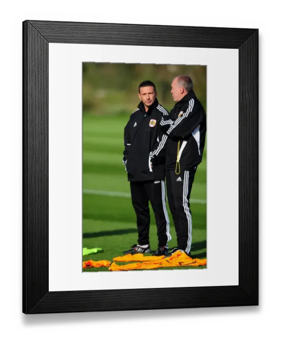 Framed Print : Derek McInnes Kicks Off New Tenure as Bristol City Manager at Ashton Gate Stadium (October 2011) Framed Print : Derek McInnes Kicks Off New Tenure as Bristol City Manager at Ashton Gate Stadium (October 2011)