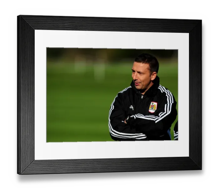 Framed Print : New Manager Derek McInnes Begins Training at Ashton Gate Stadium with Bristol City (October 2011) Framed Print : New Manager Derek McInnes Begins Training at Ashton Gate Stadium with Bristol City (October 2011)