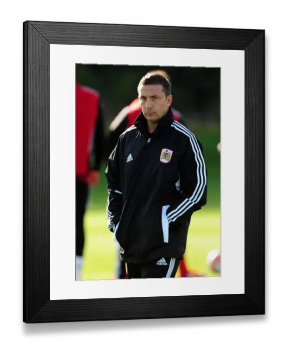Framed Print : Derek McInnes Kicks Off Bristol City Tenure at Ashton Gate Stadium (October 2011) Framed Print : Derek McInnes Kicks Off Bristol City Tenure at Ashton Gate Stadium (October 2011)