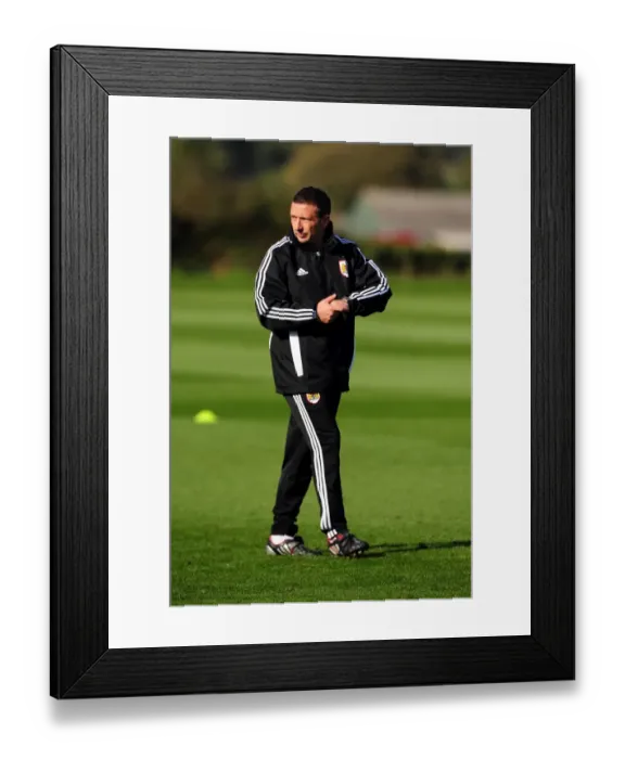 Framed Print : Championship Showdown: McInnes Battle at Ashton Gate (October 2010 - November 2011) - Bristol City's Championship Clash with Derek McInnes Framed Print : Championship Showdown: McInnes Battle at Ashton Gate (October 2010 - November 2011) - Bristol City's Championship Clash with Derek McInnes