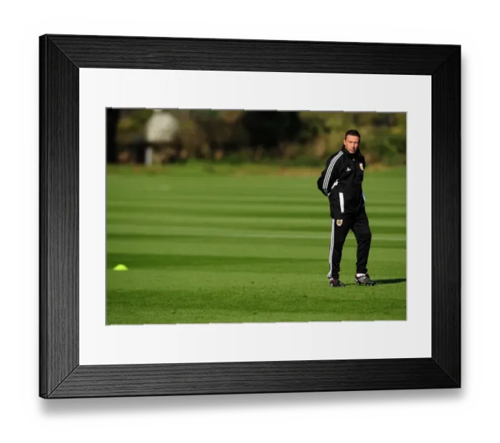 Framed Print : New Manager Derek McInnes Begins Training with Bristol City at Ashton Gate Stadium (October 2011) Framed Print : New Manager Derek McInnes Begins Training with Bristol City at Ashton Gate Stadium (October 2011)
