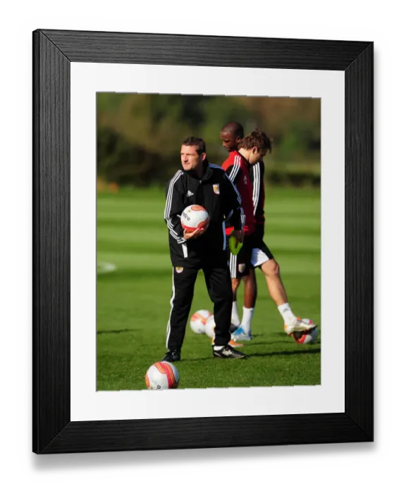 Framed Print : Championship Showdown: McInnes vs. Bristol City at Ashton Gate Stadium (October 20, 2011) Framed Print : Championship Showdown: McInnes vs. Bristol City at Ashton Gate Stadium (October 20, 2011)