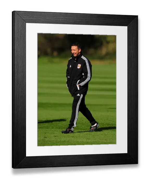 Framed Print : New Manager Derek McInnes Begins Training at Ashton Gate Stadium with Bristol City (October 2011) Framed Print : New Manager Derek McInnes Begins Training at Ashton Gate Stadium with Bristol City (October 2011)