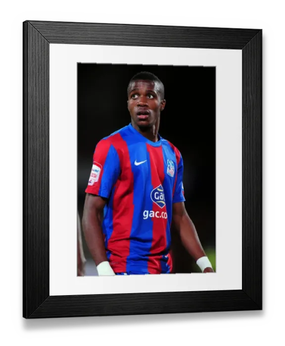 Framed Print : Championship Football: Crystal Palace's Wilfried Zaha vs. Bristol City (15 / 10 / 2011) Framed Print : Championship Football: Crystal Palace's Wilfried Zaha vs. Bristol City (15 / 10 / 2011)