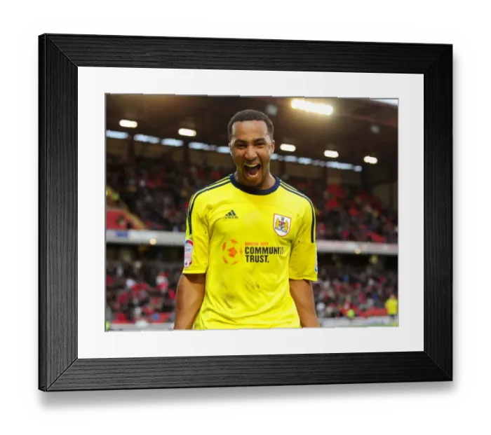 Framed Print : Nicky Maynard's Winning Goal: Barnsley vs. Bristol City (Championship, 29 / 10 / 2011) Framed Print : Nicky Maynard's Winning Goal: Barnsley vs. Bristol City (Championship, 29 / 10 / 2011)