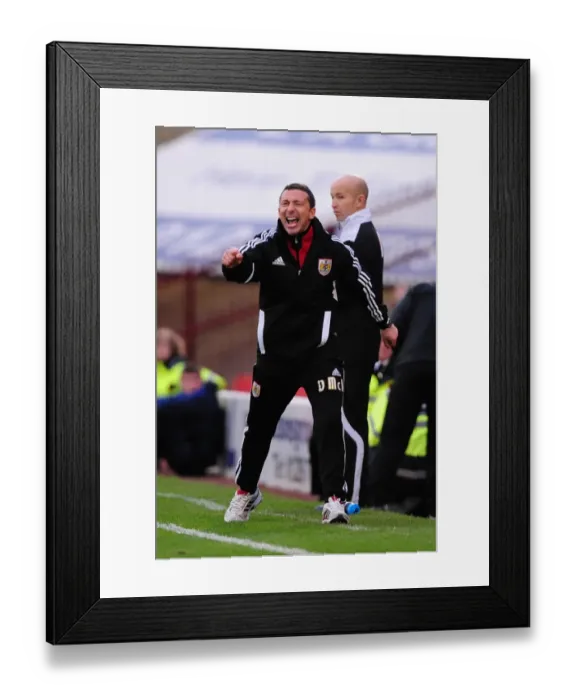 Framed Print : Derek McInnes Motivates Bristol City during October 2011 Championship Match against Barnsley Framed Print : Derek McInnes Motivates Bristol City during October 2011 Championship Match against Barnsley
