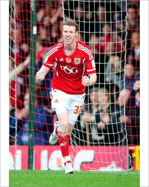 Stephen Pearson Scores Debut Goal for Bristol City Against Burnley in Championship Match, 05 / 11 / 2011