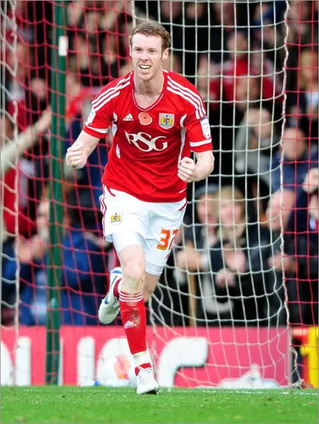 Stephen Pearson Scores Debut Goal for Bristol City Against Burnley in Championship Match, 05 / 11 / 2011