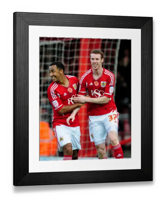Framed Print : Stephen Pearson's Debut Goal for Bristol City: Euphoric Celebration with Nicky Maynard (Championship 2011) Framed Print : Stephen Pearson's Debut Goal for Bristol City: Euphoric Celebration with Nicky Maynard (Championship 2011)