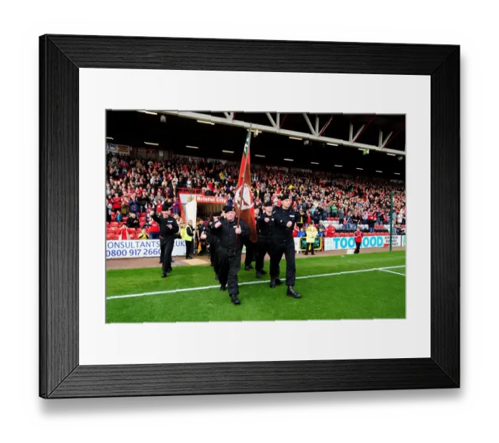 Framed Print : Championship Showdown: Bristol City vs Burnley at Ashton Gate Stadium - 05 / 11 / 2011 Framed Print : Championship Showdown: Bristol City vs Burnley at Ashton Gate Stadium - 05 / 11 / 2011