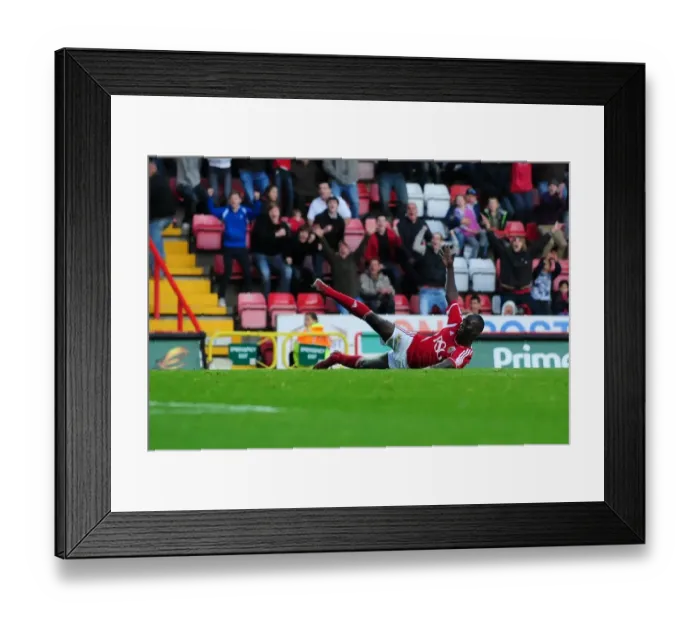 Framed Print : Bristol City's Albert Adomah Scores Last-Minute Winner Against Burnley in Championship Match, 05 / 11 / 2011 Framed Print : Bristol City's Albert Adomah Scores Last-Minute Winner Against Burnley in Championship Match, 05 / 11 / 2011