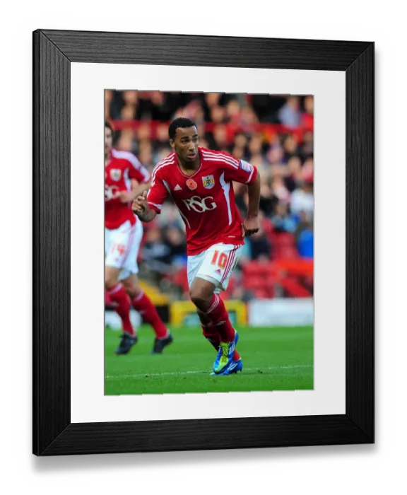 Framed Print : Bristol City's Nicky Maynard in Championship Action Against Burnley - 05 / 11 / 2011 (Editorial Use Only) Framed Print : Bristol City's Nicky Maynard in Championship Action Against Burnley - 05 / 11 / 2011 (Editorial Use Only)