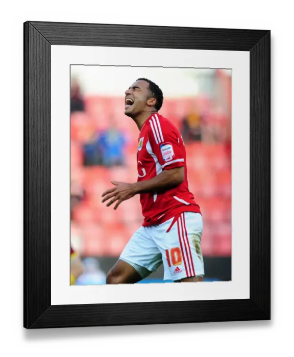 Framed Print : Nicky Maynard in Action: Bristol City vs. Burnley (Championship Football Match, 5th November 2011) Framed Print : Nicky Maynard in Action: Bristol City vs. Burnley (Championship Football Match, 5th November 2011)