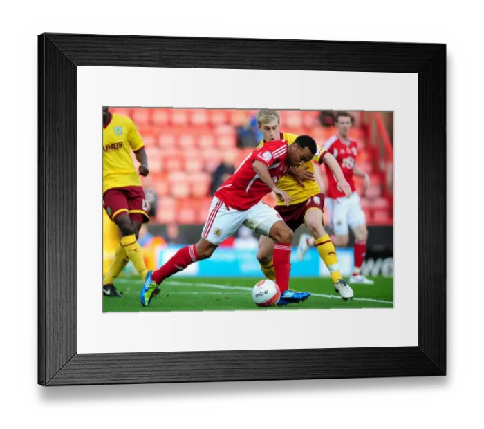 Framed Print : Bristol City's Nicky Maynard vs. Burnley's Ben Mee - Championship Clash at Ashton Gate Stadium, 05 / 11 / 2011 Framed Print : Bristol City's Nicky Maynard vs. Burnley's Ben Mee - Championship Clash at Ashton Gate Stadium, 05 / 11 / 2011