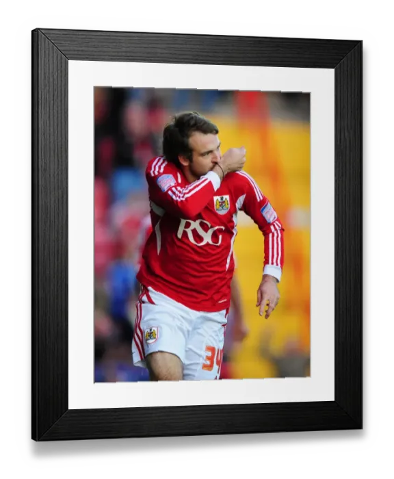 Framed Print : Brett Pitman's Euphoric Goal Celebration: Bristol City vs Burnley, Championship 2011 Framed Print : Brett Pitman's Euphoric Goal Celebration: Bristol City vs Burnley, Championship 2011
