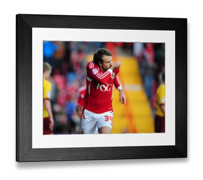 Framed Print : Brett Pitman's Thrilling Goal Celebration: Bristol City vs. Burnley (Championship, 2011) Framed Print : Brett Pitman's Thrilling Goal Celebration: Bristol City vs. Burnley (Championship, 2011)