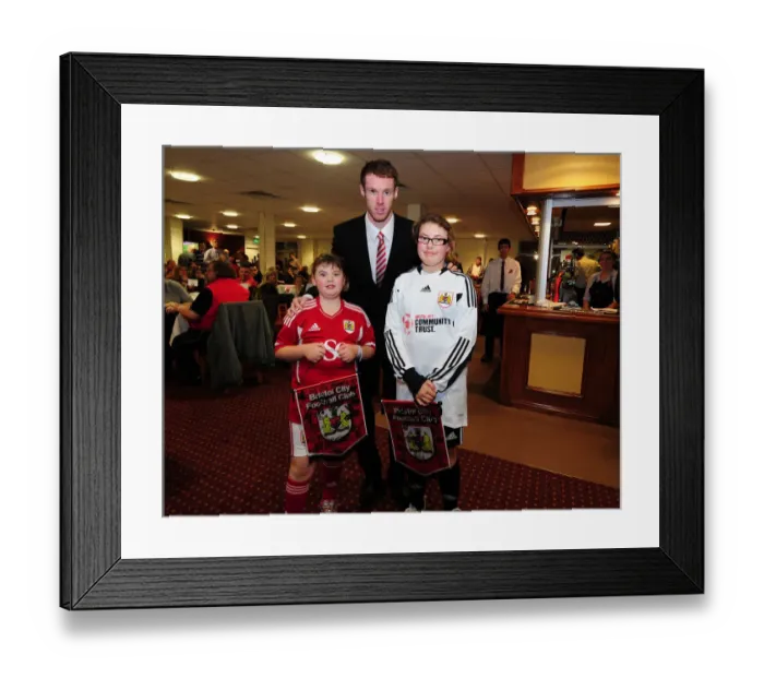 Framed Print : The Exciting Showdown: Bristol City vs Burnley - Season 11-12 Framed Print : The Exciting Showdown: Bristol City vs Burnley - Season 11-12