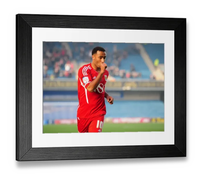 Framed Print : Bristol City's Nicky Maynard Scores Stunner: Millwall vs. Bristol City, Championship 2011-12 - Opening Goal Celebration (Editorial Use Only) Framed Print : Bristol City's Nicky Maynard Scores Stunner: Millwall vs. Bristol City, Championship 2011-12 - Opening Goal Celebration (Editorial Use Only)