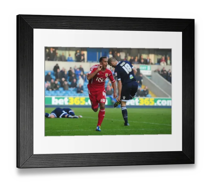 Framed Print : Nicky Maynard's Double: Millwall vs. Bristol City Championship Clash at Selhurst Park (11-11-2011)