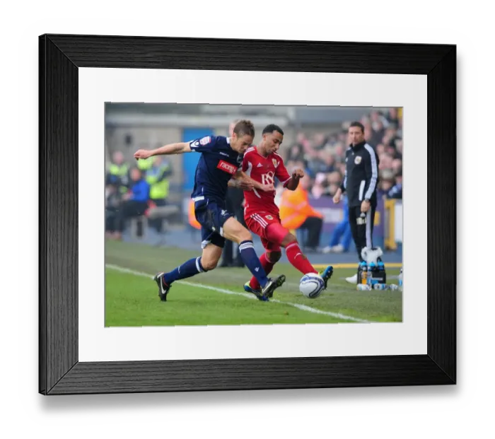 Framed Print : Intense Championship Clash: Nicky Maynard vs. Paul Robinson - Bristol City's Battle at Selhurst Park (November 2011) Framed Print : Intense Championship Clash: Nicky Maynard vs. Paul Robinson - Bristol City's Battle at Selhurst Park (November 2011)