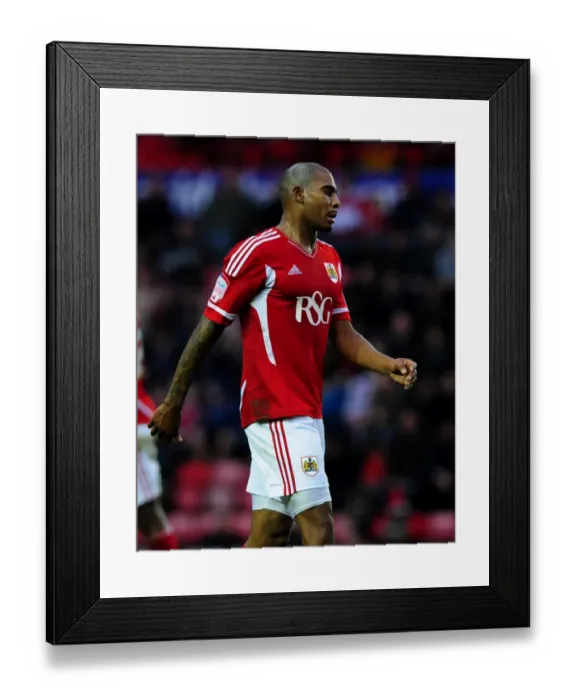 Framed Print : Marvin Elliott: In Action Against Southampton (Bristol City vs Southampton) Framed Print : Marvin Elliott: In Action Against Southampton (Bristol City vs Southampton)