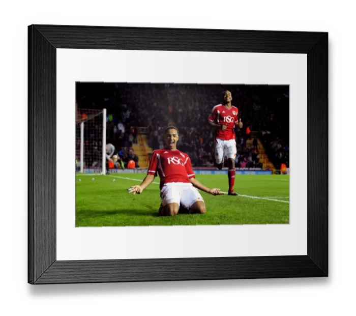 Framed Print : Nicky Maynard's Double: Celebrating the Second Goal for Bristol City