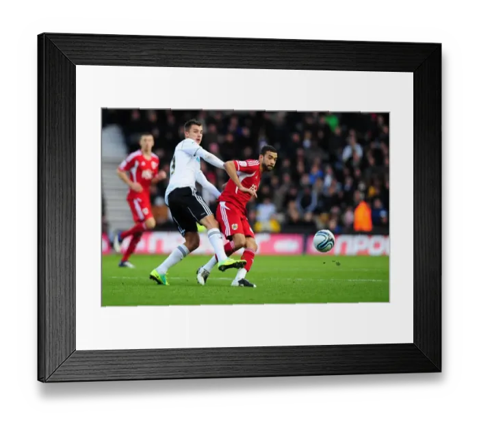 Framed Print : Bristol City's Liam Fontaine vs. Tamas Priskin in Championship Clash at Derby County - 10 / 12 / 2011