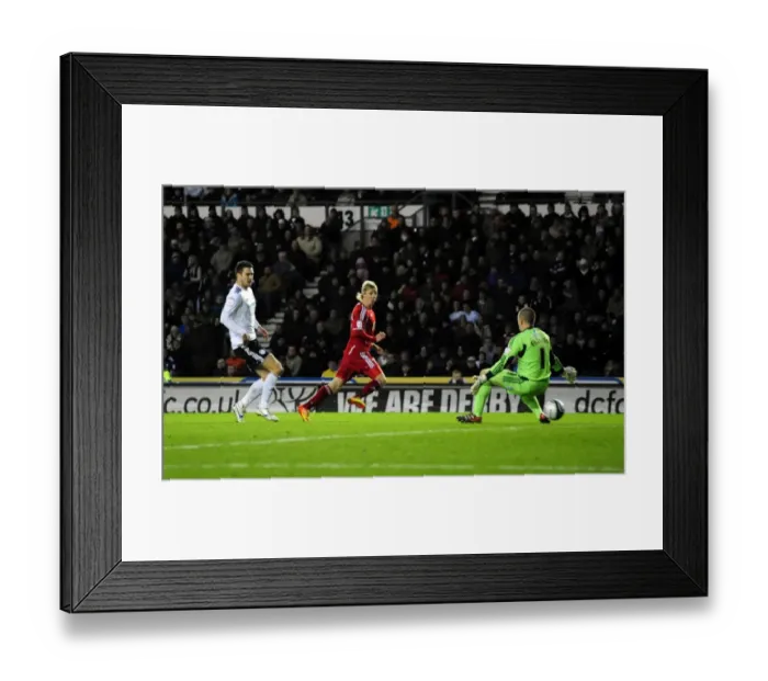 Framed Print : Martyn Woolford Scores for Bristol City in Derby Championship Clash - 10 / 12 / 2011