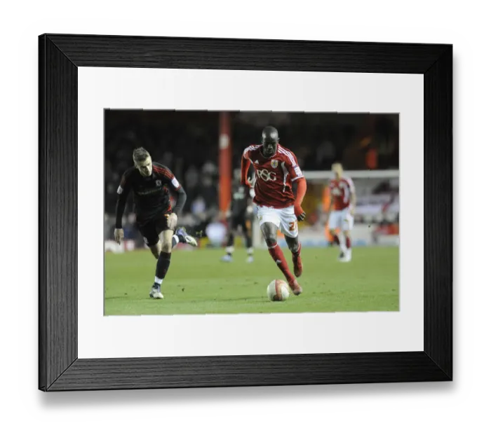 Framed Print : Bristol City's Albert Adomah Advances Ball vs. Middlesbrough - Neil Phillips / Pinnacle Image, 03 / 12 / 2011