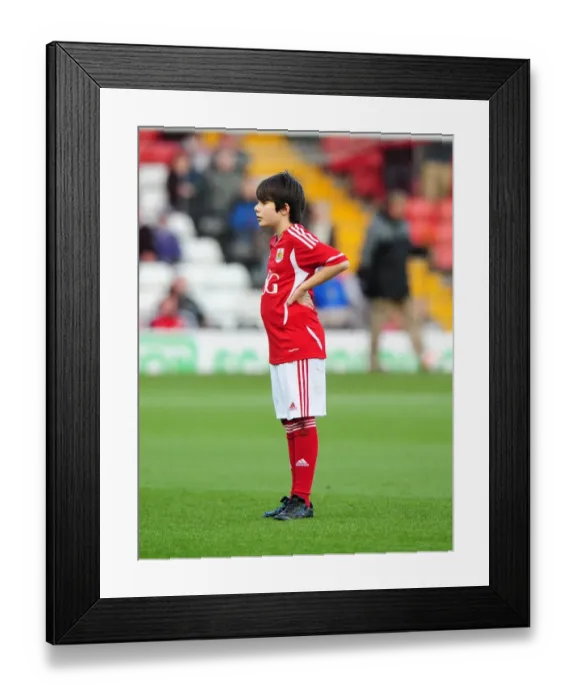 Framed Print : Bristol City vs. Nottingham Forest: A Football Rivalry - Season 11-12