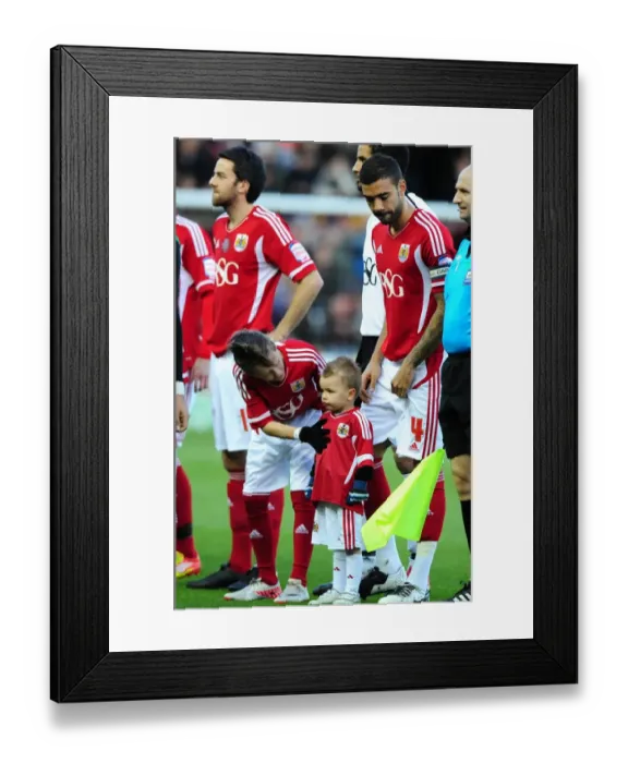 Framed Print : Clash of the Seasons: Bristol City vs Nottingham Forest (2011-2012) Framed Print : Clash of the Seasons: Bristol City vs Nottingham Forest (2011-2012)
