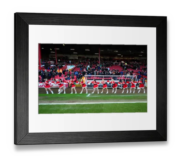 Framed Print : Bristol City vs Nottingham Forest: A Football Showdown - Season 11-12 Framed Print : Bristol City vs Nottingham Forest: A Football Showdown - Season 11-12