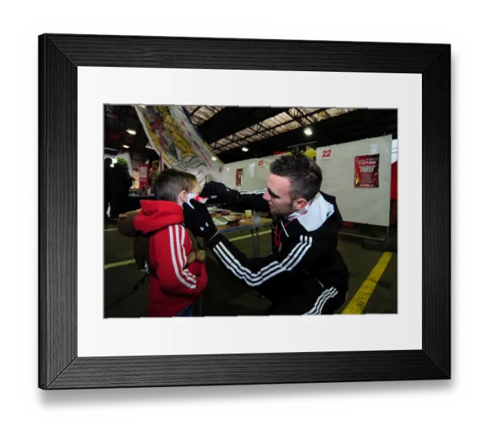 Framed Print : Bristol City vs Nottingham Forest: A Football Rivalry - Season 11-12 Framed Print : Bristol City vs Nottingham Forest: A Football Rivalry - Season 11-12