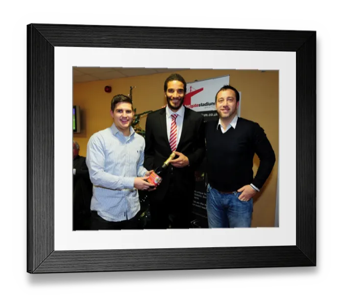 Framed Print : Showdown: Bristol City vs. Nottingham Forest - Season 11-12 Framed Print : Showdown: Bristol City vs. Nottingham Forest - Season 11-12