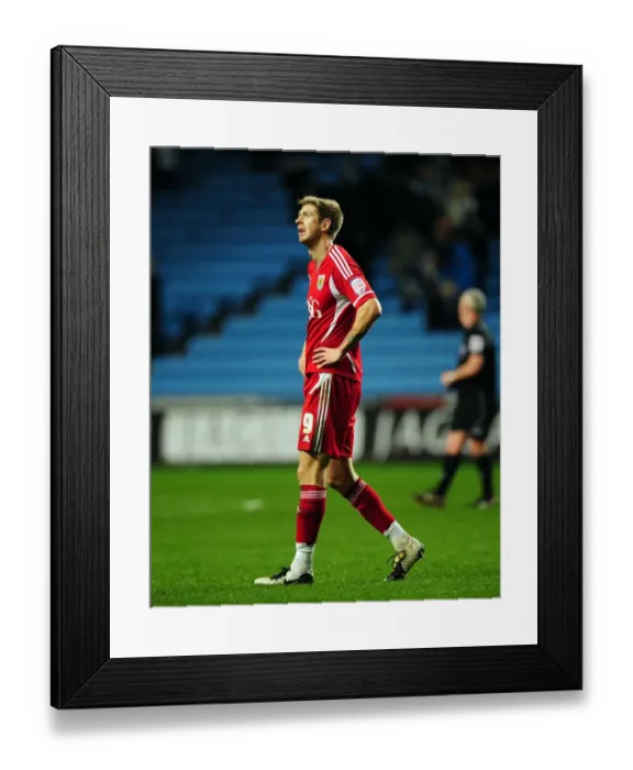 Framed Print : Jon Stead's Disappointed Reaction: Coventry City vs. Bristol City, Championship (26 / 12 / 2011) Framed Print : Jon Stead's Disappointed Reaction: Coventry City vs. Bristol City, Championship (26 / 12 / 2011)