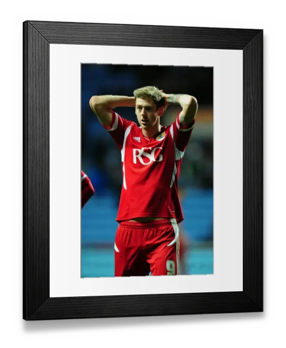 Framed Print : Disappointed Jon Stead: Coventry City vs. Bristol City, Championship (26 / 12 / 2011)