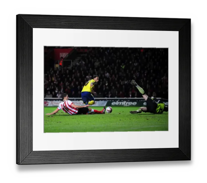 Framed Print : Maynard's Effort Saved, Pearson Scores: Southampton vs. Bristol City (Championship, 30 / 12 / 2011)