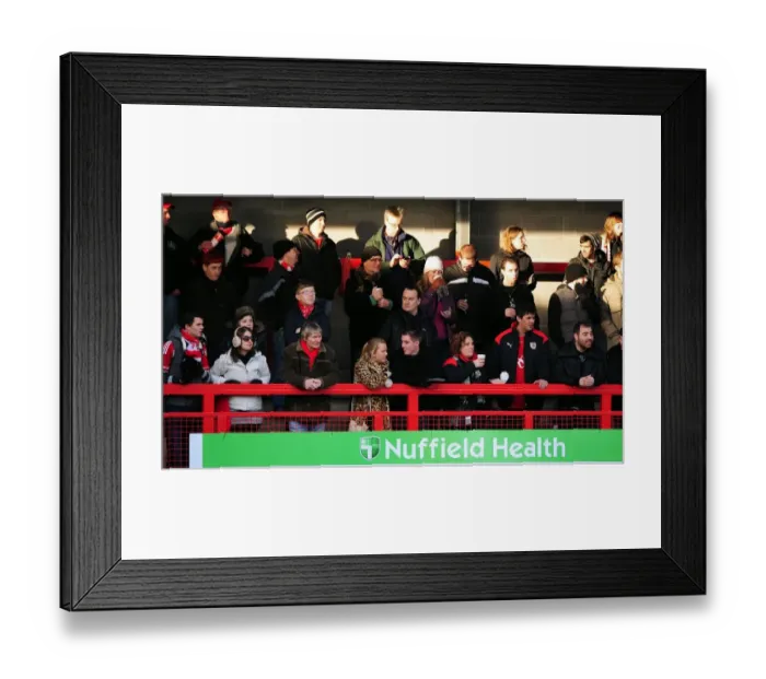 Framed Print : Crawley Town v Bristol City Framed Print : Crawley Town v Bristol City