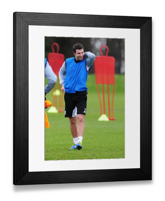 Framed Print : New Signing Richard Foster Kicks Off Training at Memorial Stadium with Bristol City Framed Print : New Signing Richard Foster Kicks Off Training at Memorial Stadium with Bristol City