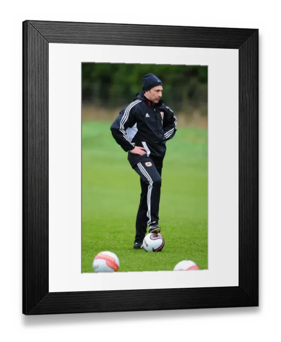 Framed Print : Derek McInnes: Bristol City Manager Preparing for Training at Memorial Stadium
