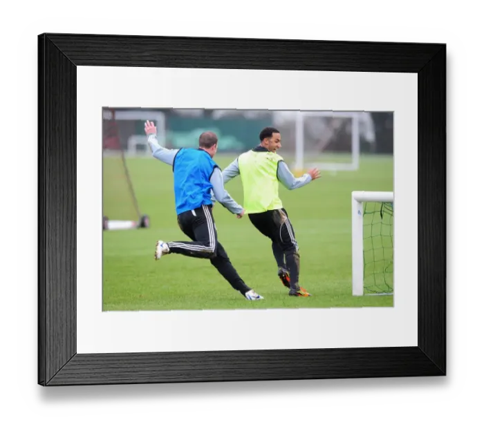 Framed Print : Bristol City: Light-Hearted Moment as Nicky Maynard Shares a Joke with Team Mates During Training Framed Print : Bristol City: Light-Hearted Moment as Nicky Maynard Shares a Joke with Team Mates During Training